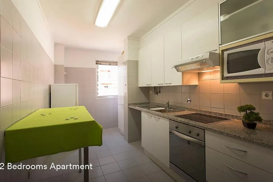 Cardoso Pires 2 Bedrooms Apt. Lisboa 0*,  Portugal